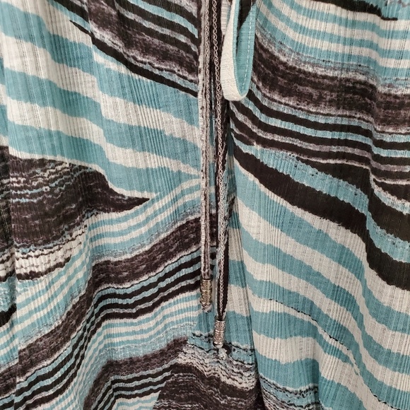 American Rag Patterned Blouse - Picture 2 of 3